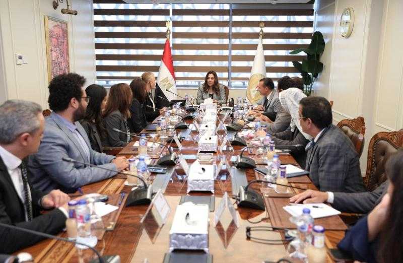 التنمية المحلية تبحث مع بعثة البنك الدولي الموقف التنفيذي لبرنامج تنمية الصعيد وملفات التعاون المستقبلية| صور