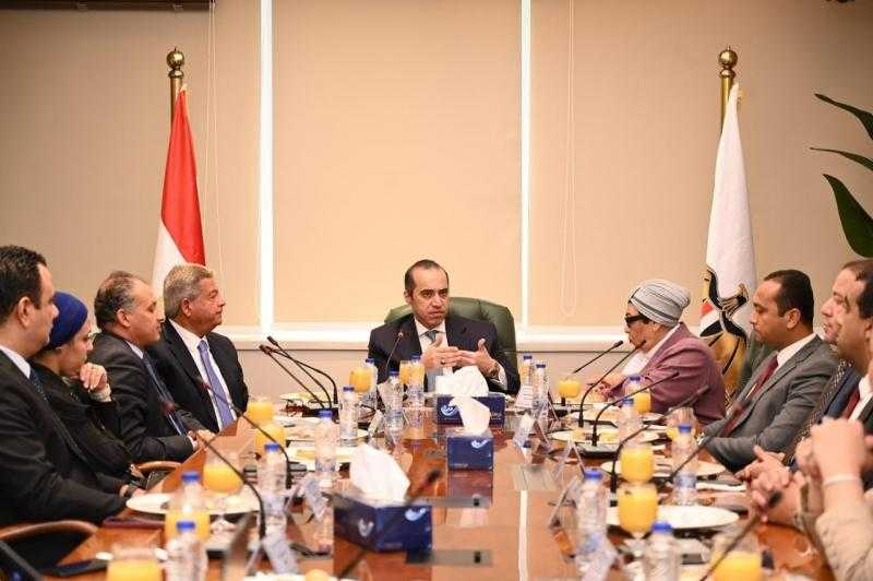 التحالف الوطني يؤكد على الشراكة الفاعلة مع الدولة في مواجهة التحديات الاقتصادية| صور