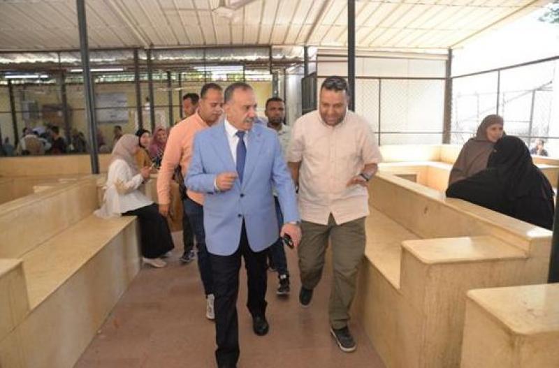 خط أحمر