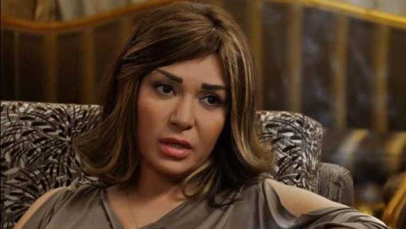 تكريم جيهان قمري بالمهرجان الدولي للتعليم والثقافة في دورته الثانية