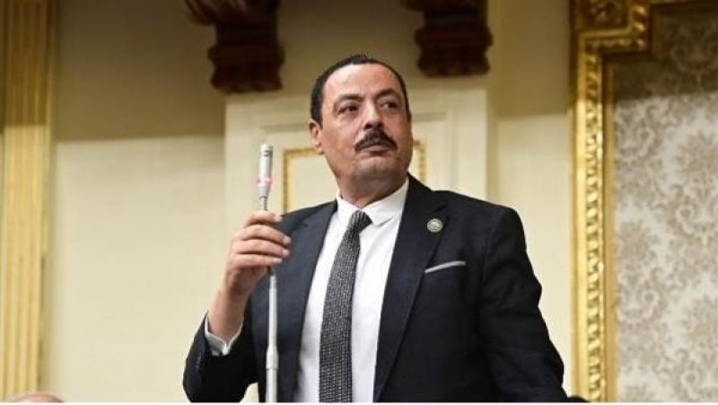 خط أحمر