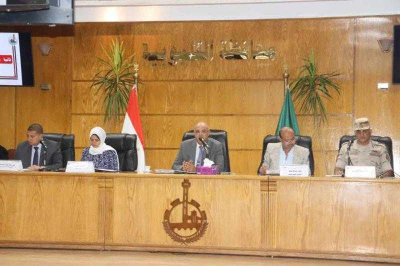 محافظ القليوبية يعقد اجتماع المجلس التنفيذي لمناقشة خطة المشروعات الجاري تنفيذها