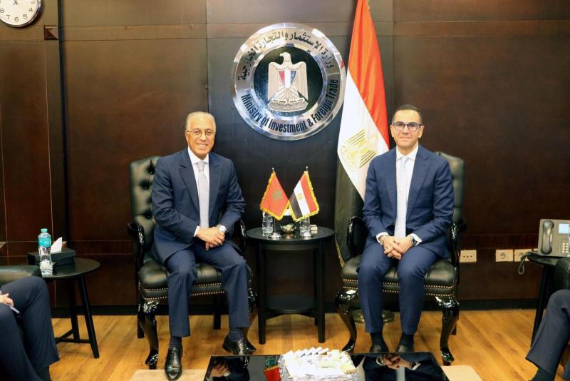 وزير الاستثمار يستقبل السفير المغربي بالقاهرة لبحث سبل تعزيز العلاقات الاقتصادية