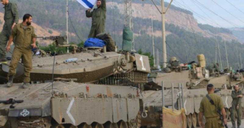 جيش الاحتلال الإسرائيلى يطالب المسعفين الفلسطينيين والدفاع المدنى بترك سياراتهم