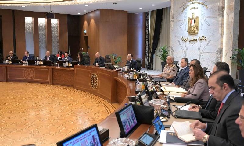 رئيس الوزراء يتابع الجهود الوطنية للتعامل مع التغيرات المناخية