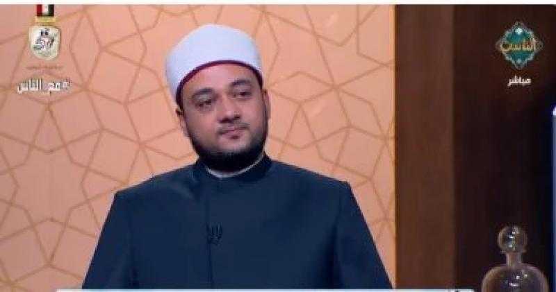 عضو المجلس الأعلى للشئون الإسلامية: ”الزوج لازم يقول كلام طيب لزوجته لهذه الأسباب”