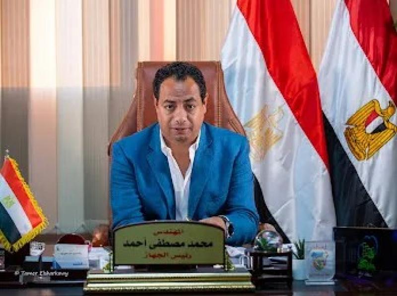 رئيس جهاز 6 أكتوبر: الانتهاء من تركيب سلالم كهربائية ببعض كباري المشاة بطريق الواحات