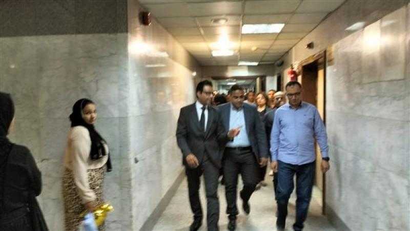 وكيل الصحة في سوهاج يتفقد سير العمل بالمستشفى التعليمي