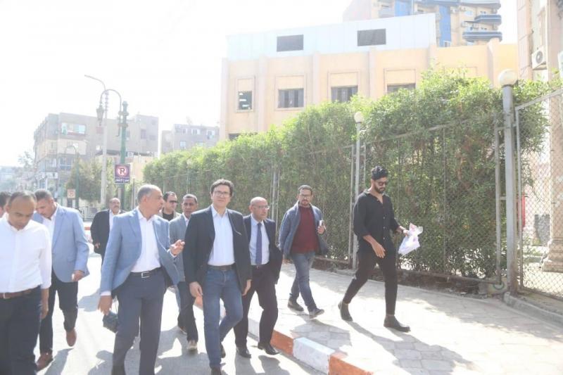 وزير الثقافة يلتقي محافظ المنيا خلال المحطة الثانية لزيارته الرسمية الأولى لعدد من المواقع الثقافية بمحافظات الصعيد