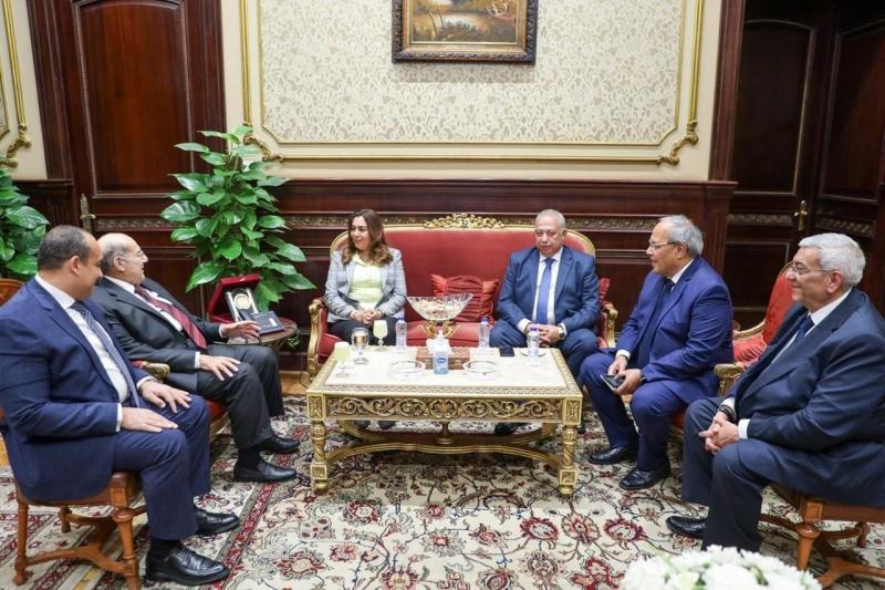 وزيرة التنمية المحلية تؤكد علي أهمية دور مجلس الشيوخ فى بحث القضايا الحيوية التى تمس المواطنين