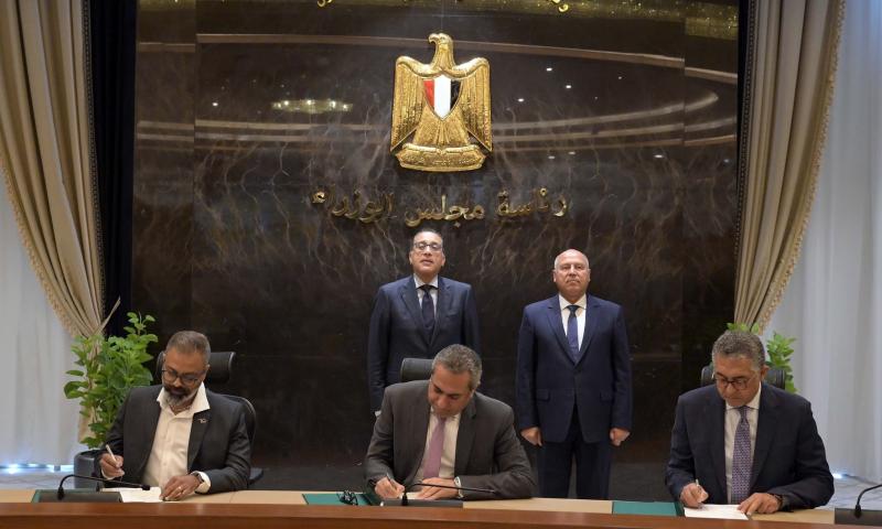خط أحمر