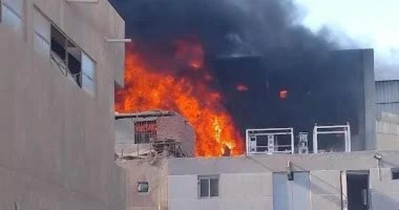 السيطرة على حريق داخل مخزن فى منطقة كرداسة دون إصابات