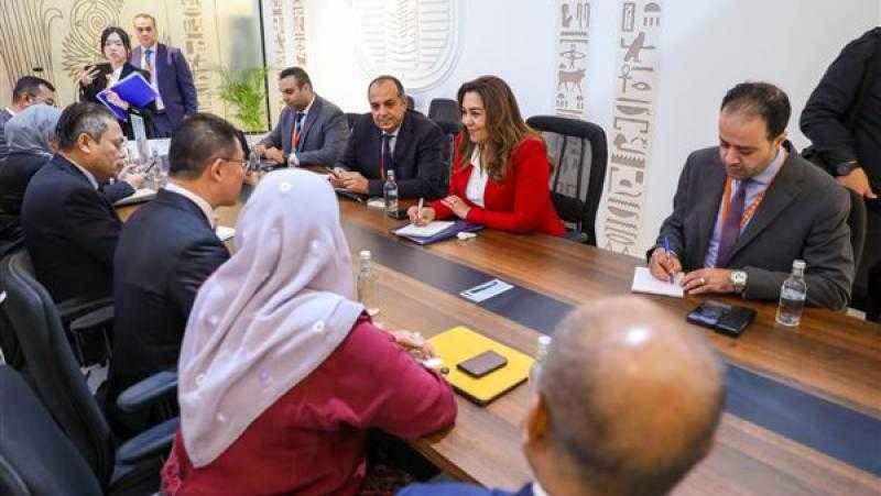 وزيرة التنمية المحلية تبحث مع وزير الحكم المحلي الماليزي مجالات التعاون المشترك