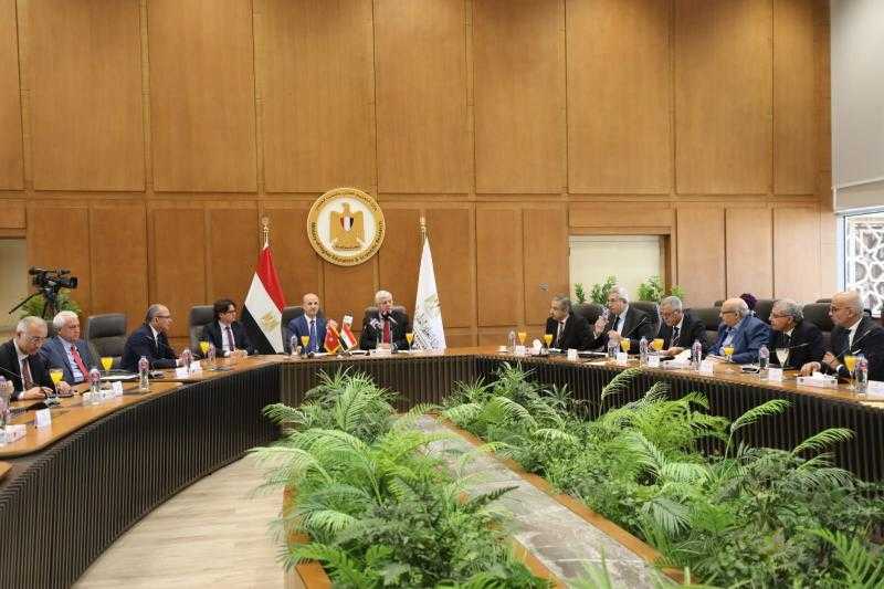 أيمن عاشور يعقد لقاء موسعًا مع رئيس مجلس التعليم العالي التركي لبحث التعاون المشترك