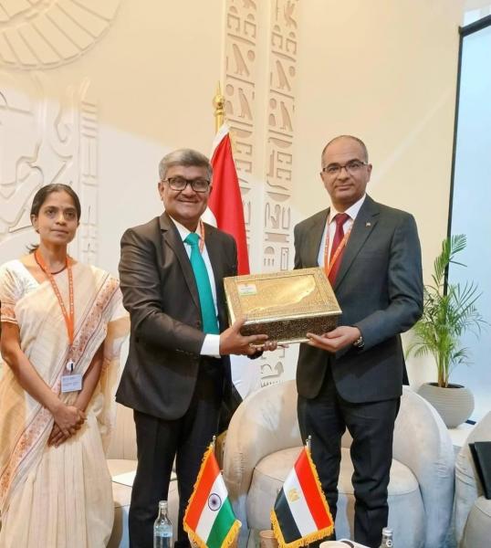 نائب وزير الإسكان يعرض على نظيره الهندي التجربة المصرية في قطاع المرافق ويبحث سبل التعاون المستقبلي