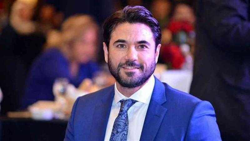 أحمد عز يشيد بأفلام ساندرا نشأت القصيرة.. ماذا قال؟