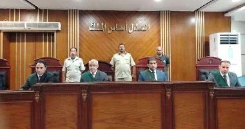 جنايات الزقازيق تأمر بالقبض على رجل أعمال لاتهامه بإغواء سيدة متزوجة وتحريضها على الفسق
