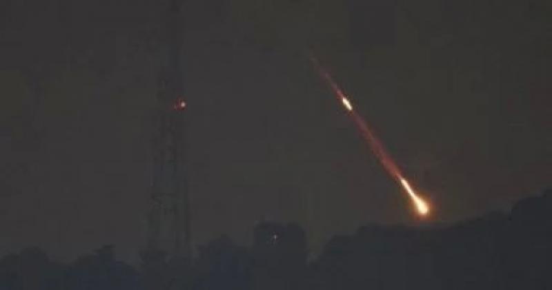 جيش الاحتلال: حزب الله أطلق اليوم 120 قذيفة صاروخية نحو إسرائيل