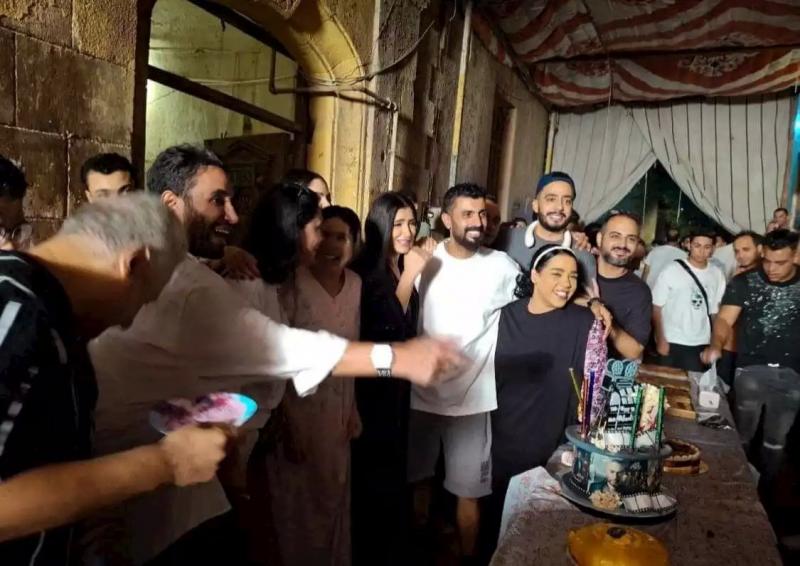 حمو بيكا من بينها.. تعرف على مفاجآت مسلسل مي عمر ”إش إش”