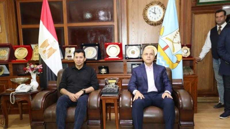 محافظ كفر الشيخ يستقبل وزير الشباب والرياضة