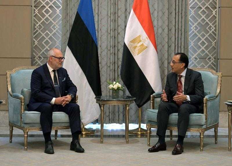 رئيس الوزراء يؤكد الحرص على تعزيز العلاقات الثنائية مع جمهورية إستونيا في مختلف المجالات
