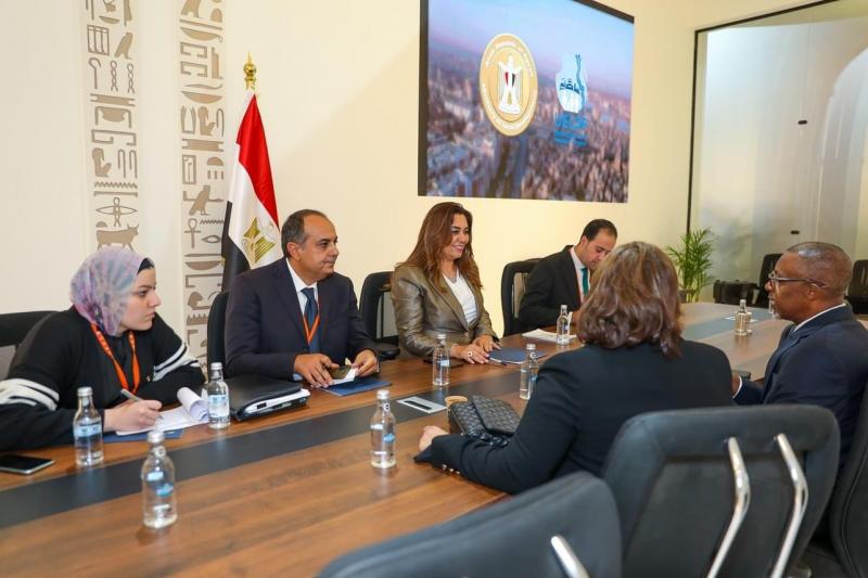 وزيرة التنمية المحلية تستقبل خبير برنامج اللامركزية والحوكمة بالوكالة الألمانية للتعاون الدولي