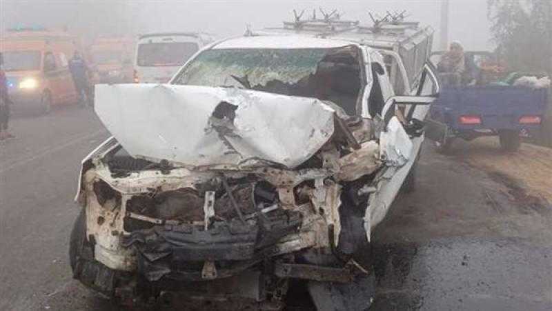 إصابة 14 شخصا في انقلاب سيارة ربع نقل بالشرقية