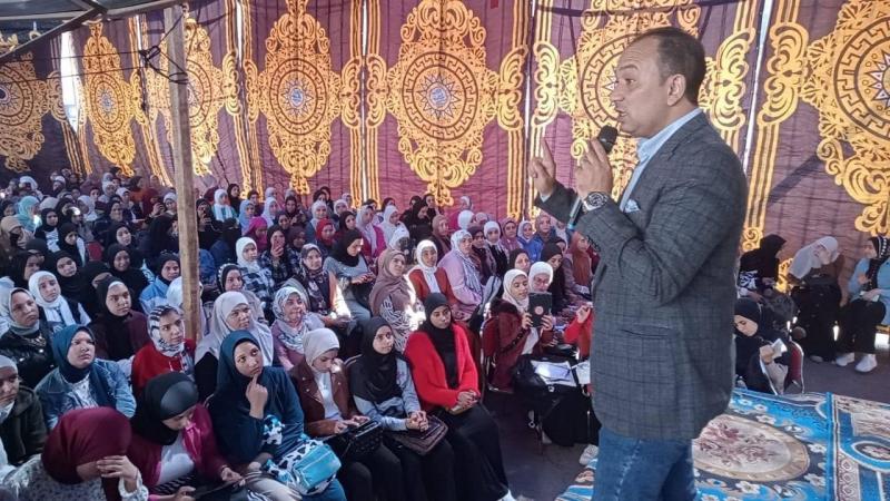 وزارة الشباب: 14 ألف طالبًا وطالبة يشاركون في الإنطلاقة الأولي للقوافل التعليمية والتنويرية بمحافظتي قـنا وأسيـوط