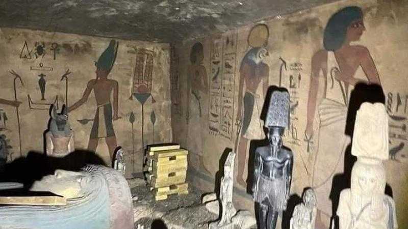 «مقبرة آثار وهمية».. سقوط عصابة لاستدراج ضحاياهم والاستيلاء على أموالهم بالفيوم