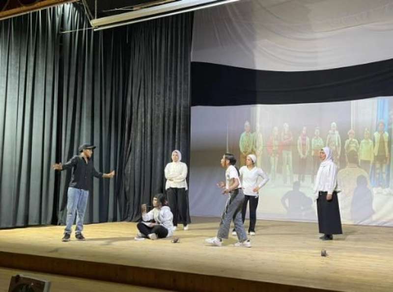 خط أحمر