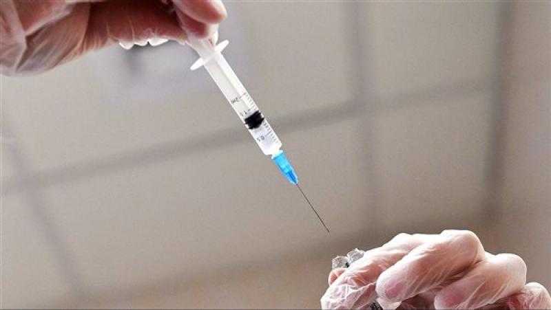 حقن التخسيس.. أستاذ كبد يحذر من أمر خطير