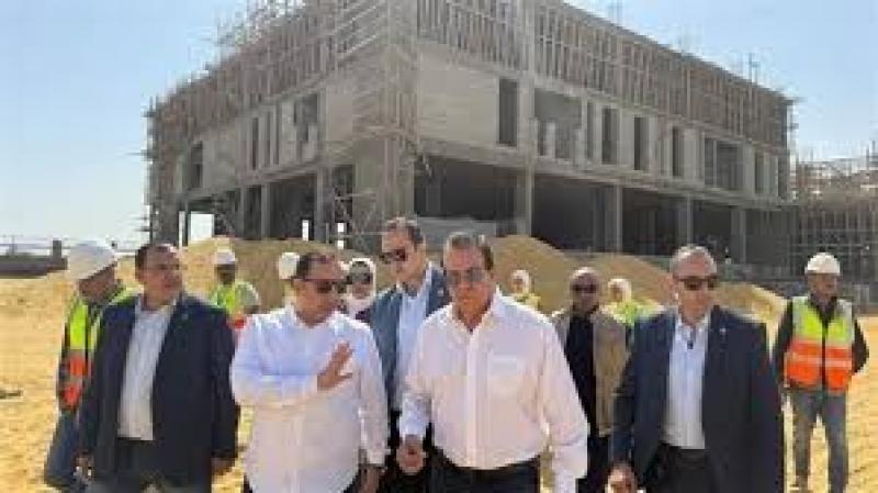 وزير الصحة يؤكد حرصه على سرعة الانتهاء من مشروع إنشاء مستشفى العين السخنة