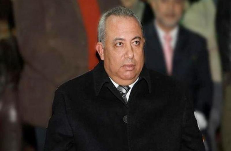 خط أحمر