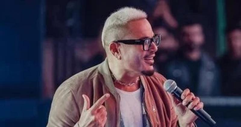 فى عيد ”السناجل” الأغانى اتعملت علشانك.. عبرت عن وحدة وعزلة وشعور بالانطلاق