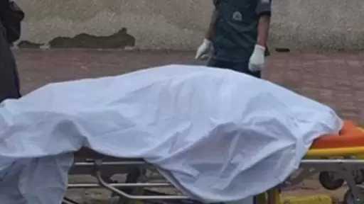 مصرع سيدة صعقًا بالكهرباء أثناء غسل الملابس داخل منزلها بالعياط