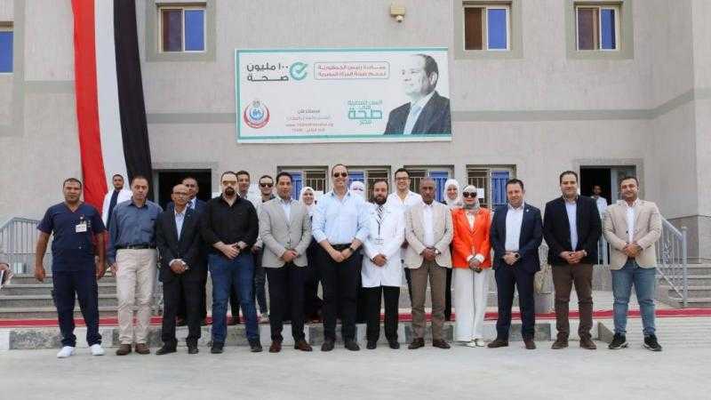 أنقذ حياة 42 سائحًا أجنبيًا.. رئيس هيئة الرعاية الصحية يكرم الفريق الطبي بمستشفى رأس سدر