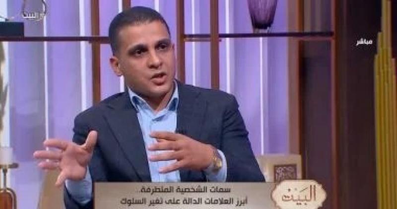 باحث بمرصد الأزهر: الأمية الدينية خطر كبير بين الشباب.. فيديو