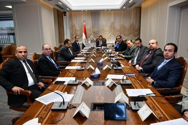 وزير الشباب يشيد بما تشهده المرحلة الحالية من تعاون وتكامل وتوافق بين الوزارات لصالح المواطن المصري