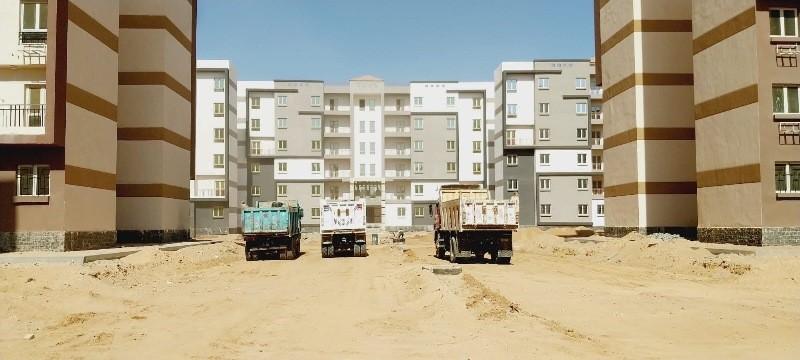 الإسكان: تنفيذ أعمال الكهرباء والطرق لـ7080 وحدة سكنية بسكن موظفي العاصمة فى بدر