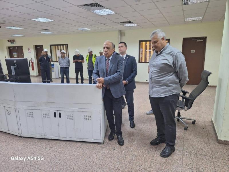 خط أحمر