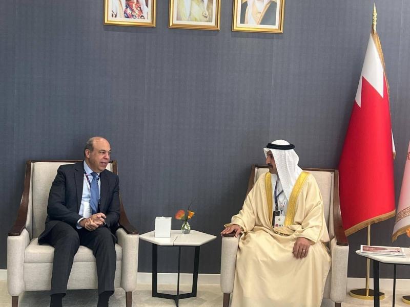 وزير الطيران المدني يبحث التعاون مع وزير المواصلات والاتصالات بدولة البحرين