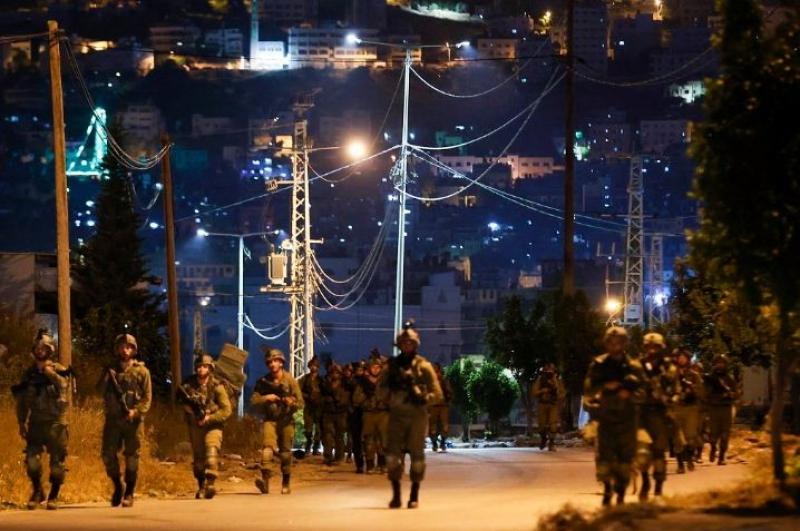 إعلام فلسطيني: قوات الاحتلال تقتحم مخيم الفارعة بمحافظة طوباس في الضفة الغربية