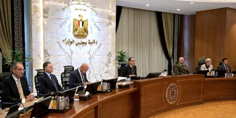 مدبولي يعرب عن إدانة مصر بشكل قاطع لما يتم ممارسته بحق المدنيين في قطاع غزة