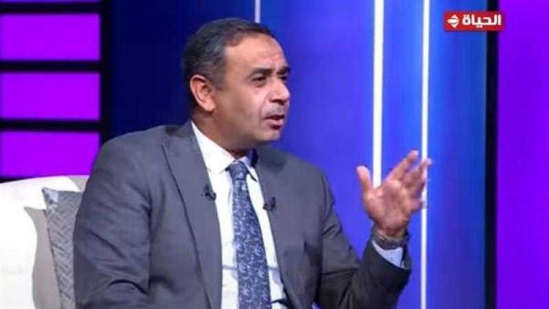 قالولي «اسكت عشان تعيش».. سمير عثمان يكشف تفاصيل رشوة عُرضت عليه خارج مصر