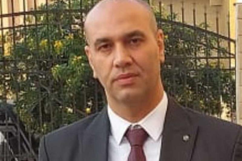 خط أحمر