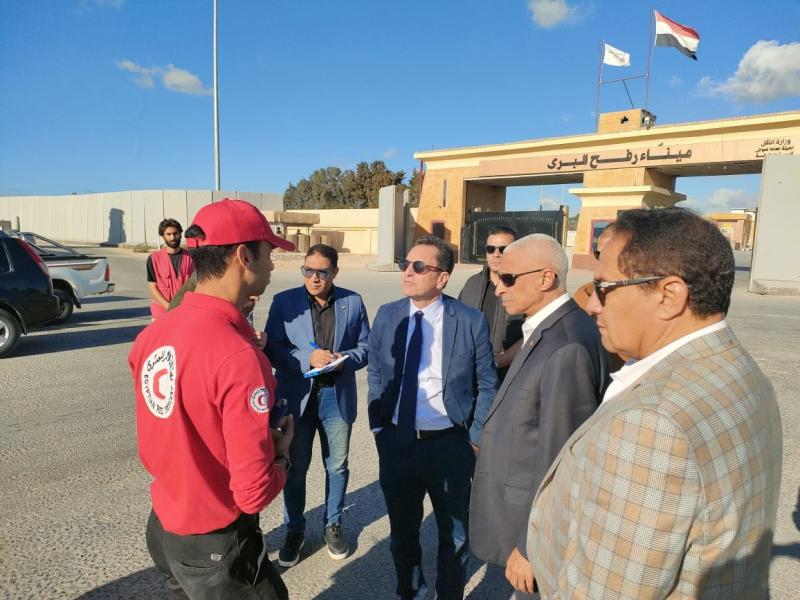 محافظ شمال سيناء يستقبل سفير فرنسا ويستعرض الجهود المصرية في دعم غزة