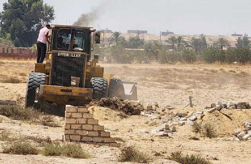وزير الإسكان: استرداد وإزالة التعدي عن مساحة 168 فدانا بمدينة سفنكس الجديدة