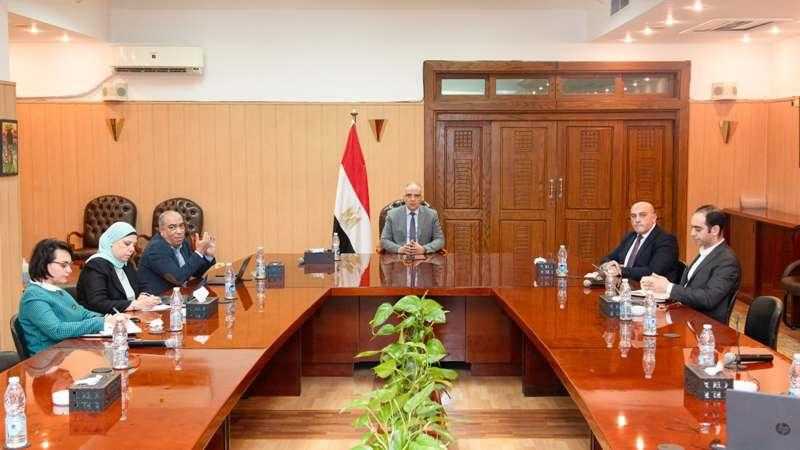 وزير الري يوجه بإطلاق تطبيق لأسبوع القاهرة للمياه على المحمول