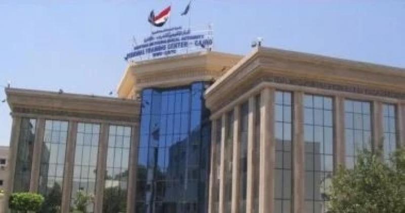 الأرصاد: سحب منخفضة ومتوسطة ممطرة على مناطق متفرقة من السواحل الشمالية