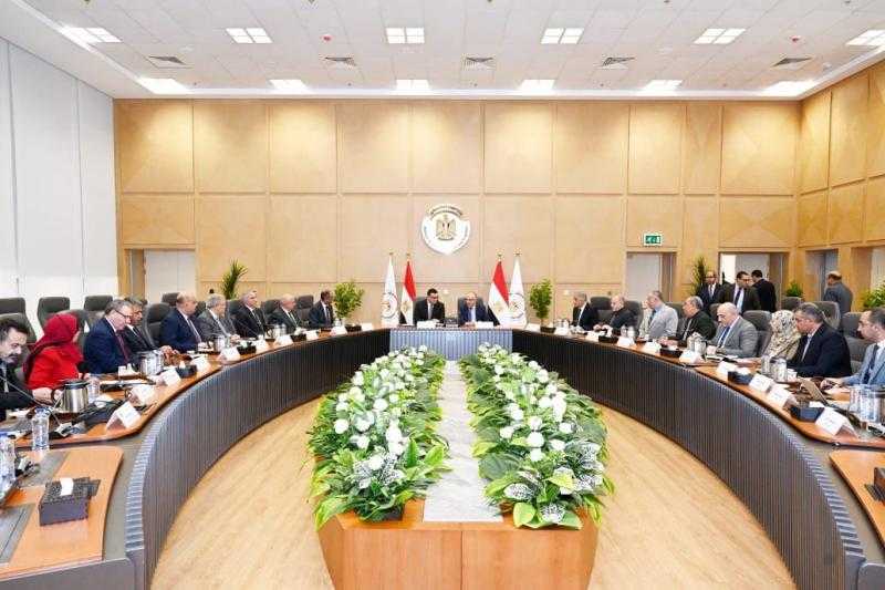 وزير الري يشدد على الالتزام باشتراطات السحب من الخزانات الجوفية لأغراض مياه الشرب